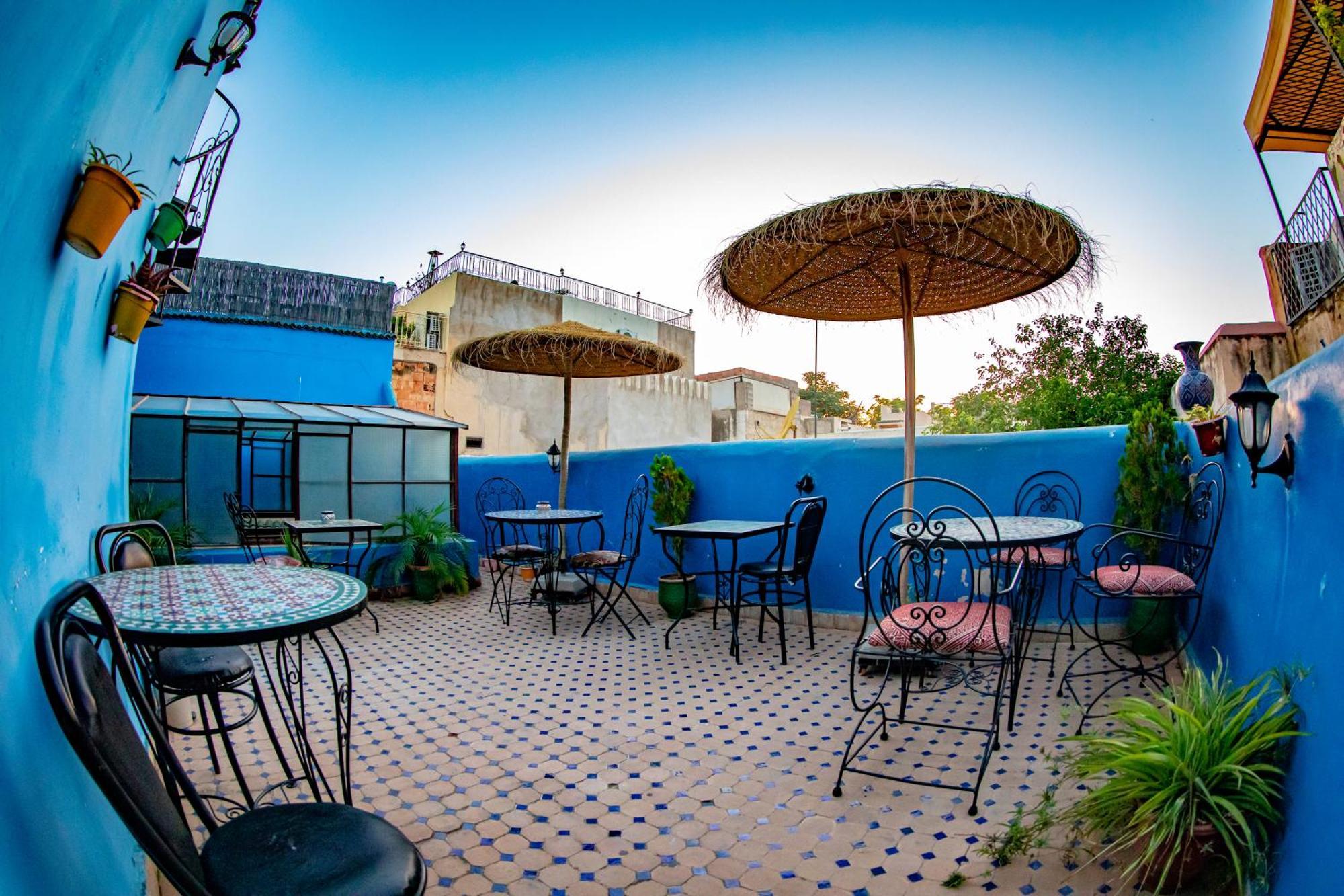 Riad Lalamoune เฟส ภายนอก รูปภาพ